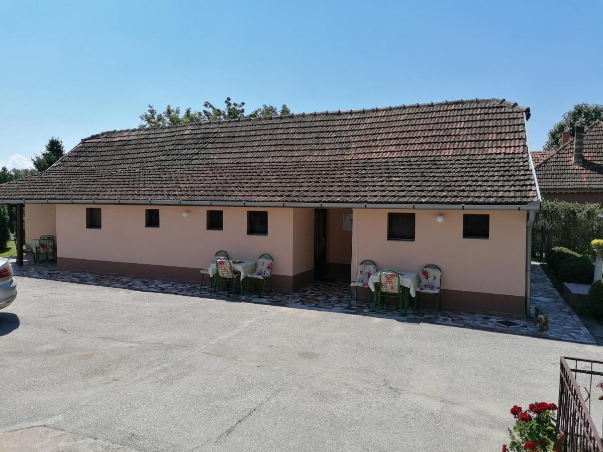 Hacijenda Mali Raj Apartment Palic Ngoại thất bức ảnh